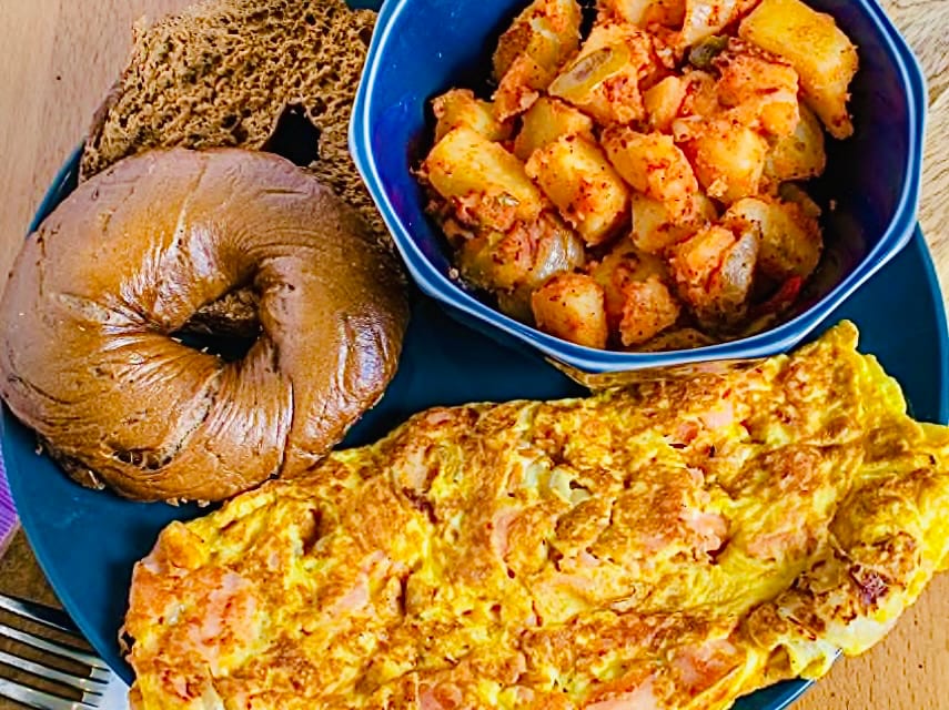 Lox & Onion Omelette Platter.